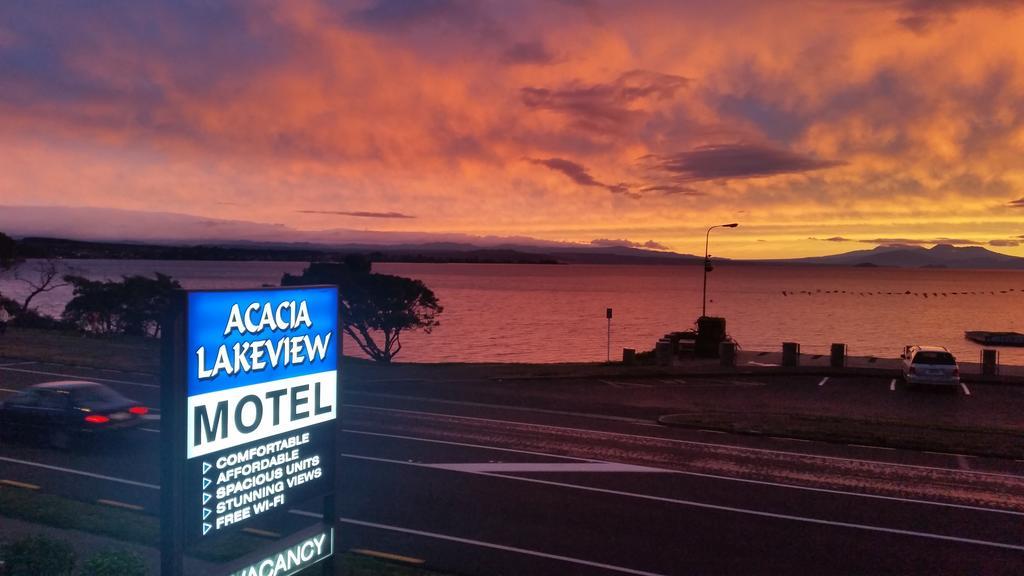 Acacia Lake View Motel Taupo Dış mekan fotoğraf