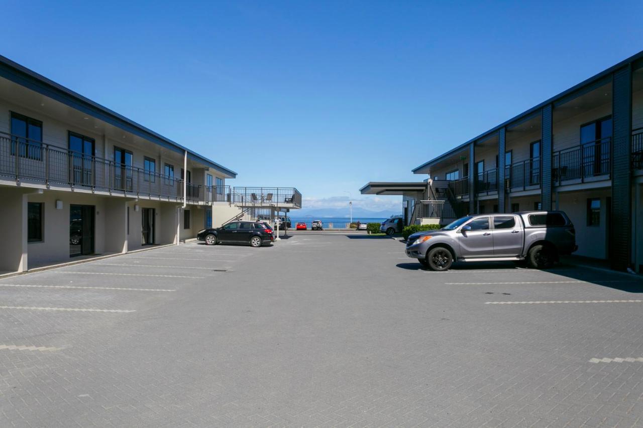 Acacia Lake View Motel Taupo Dış mekan fotoğraf